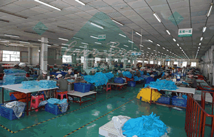 China plastic poncho raincoat factory workshop